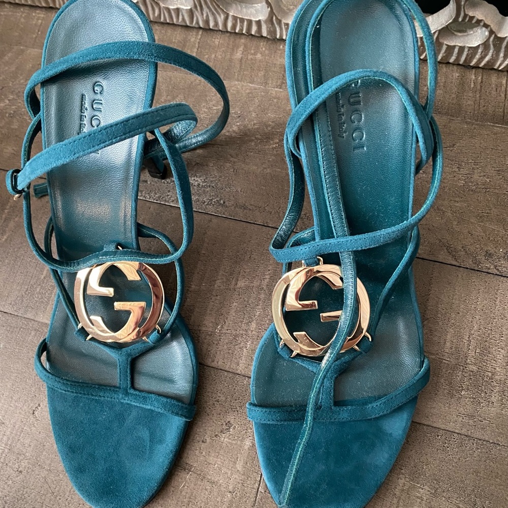 GUCCI caged strappy heel 6.5/37 teal